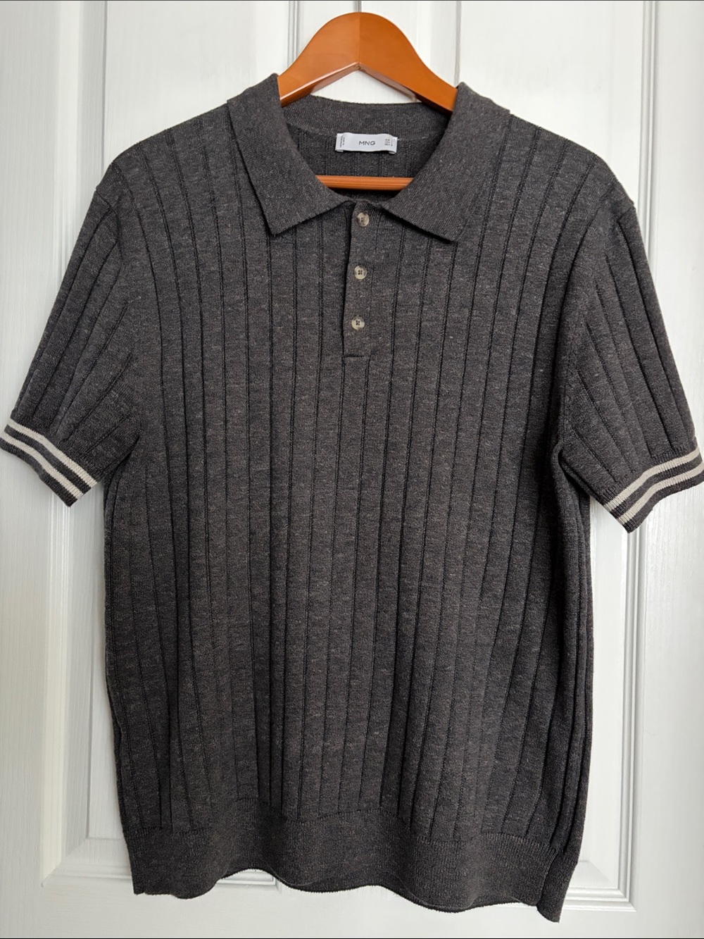 Mango Men's Ribbed Short-Sleeve Polo in Charcoal with Contrast Cuffs
